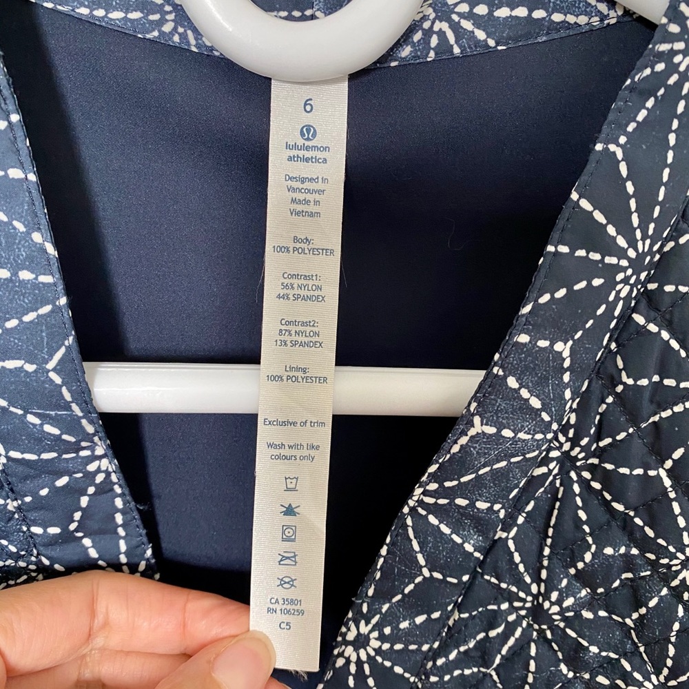 Lululemon Jacket - Picture 7 of 11